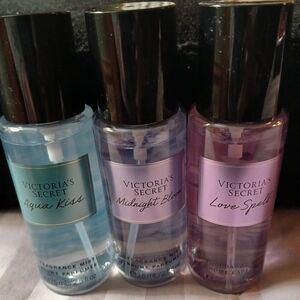 Lot of Three Victoria's Secret MINI Body Sprays Love Spell Midnight Bloo…